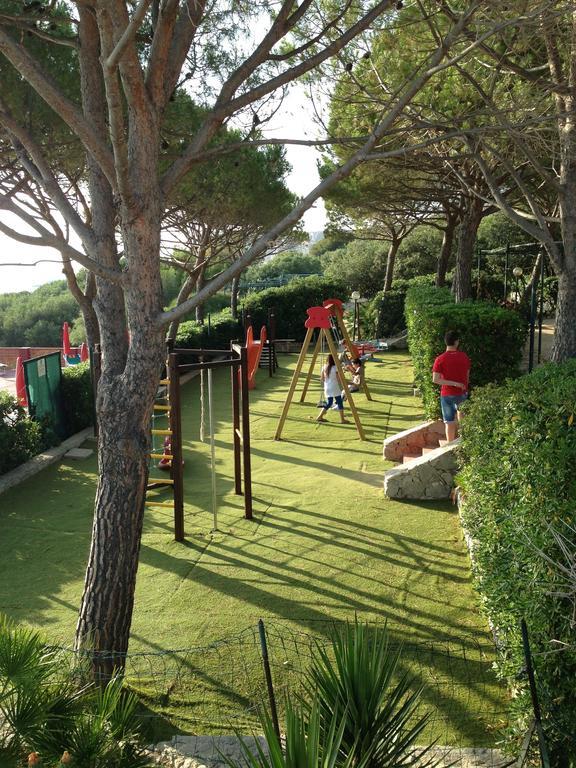Happy Camp Mobile Homes In El-Bahira Camping Village サン・ヴィート・ロ・カーポ エクステリア 写真